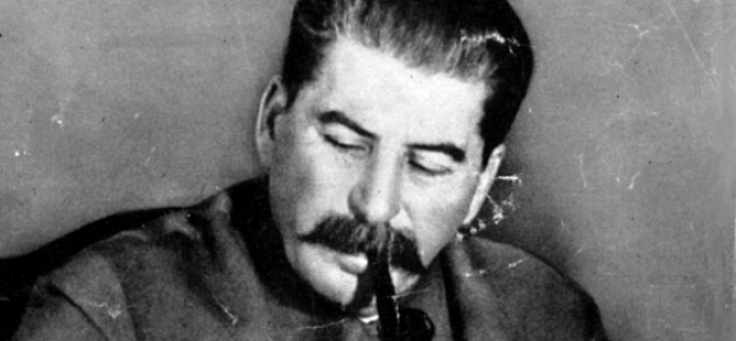 Stalin a Powstanie Warszawskie - Próba interpretacji